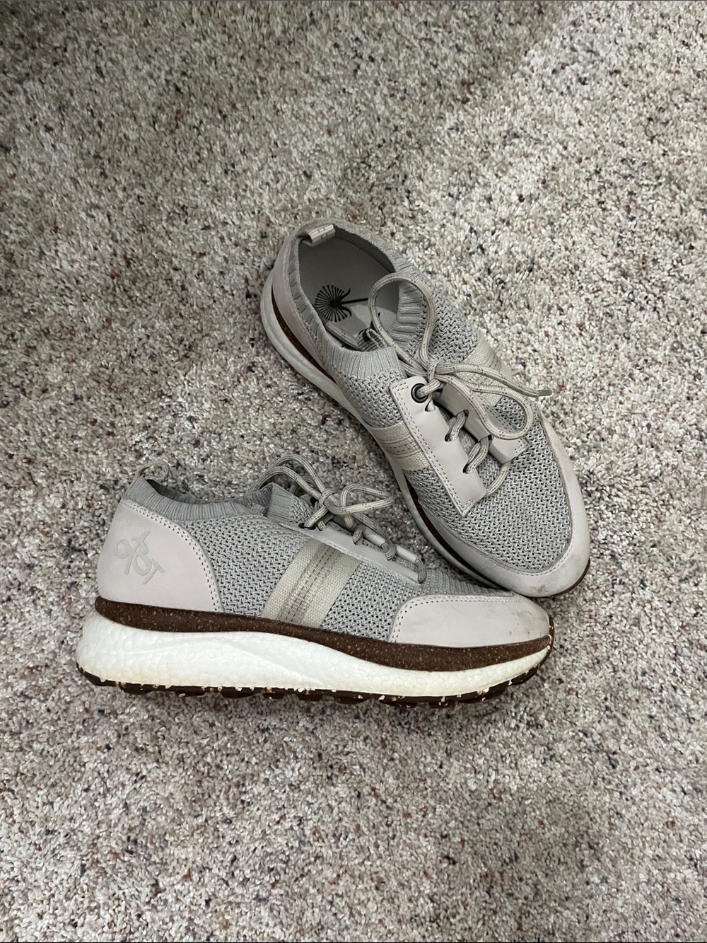 OTBT Women's Light Gray Knit Sneakers with Brown Accent